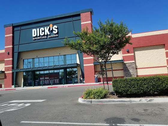 DICK'S Sporting Goods