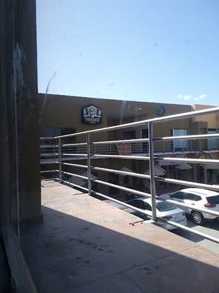 single listing image