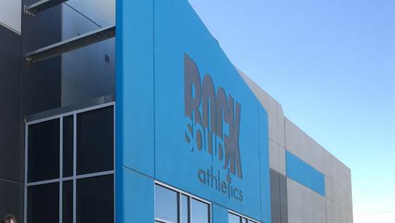 single listing image