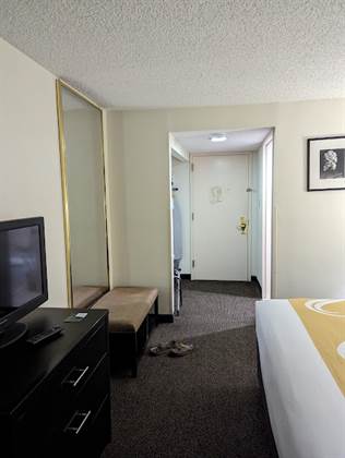 single listing image