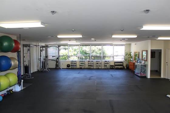 single listing image