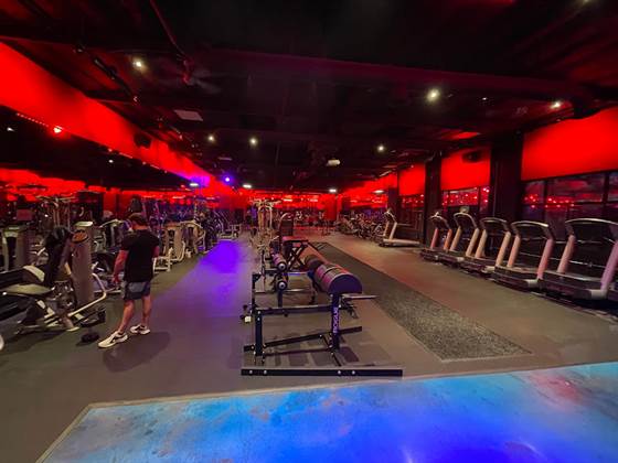 single listing image