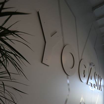 single listing image