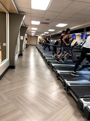 single listing image