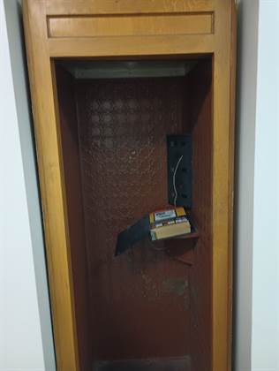 single listing image