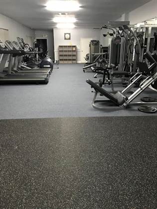 single listing image