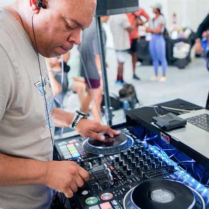 single listing image