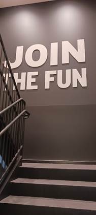 single listing image