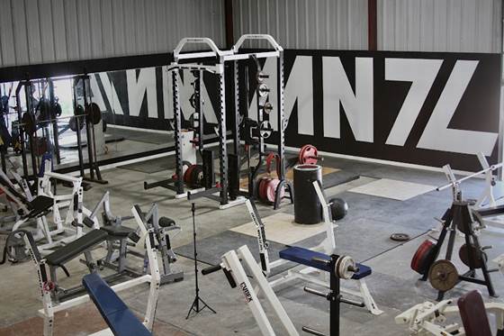 MNTL Barbell Club - Warehouse Gym & Personal Training