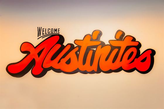 single listing image