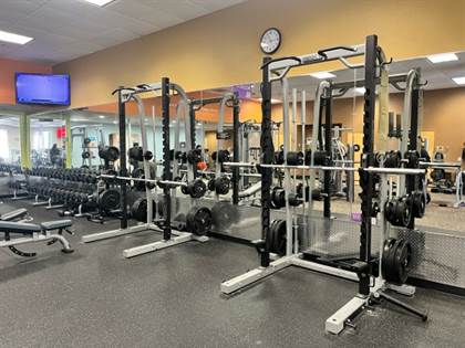 single listing image