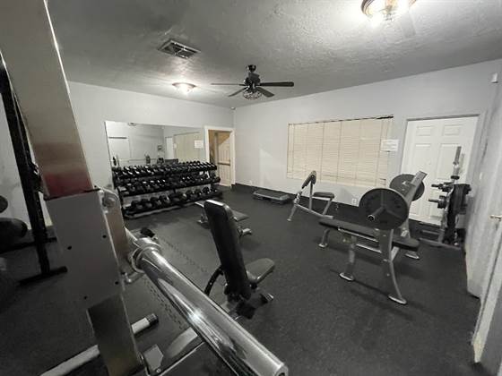 single listing image