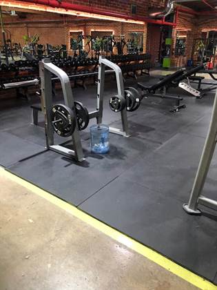 single listing image