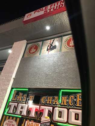 single listing image